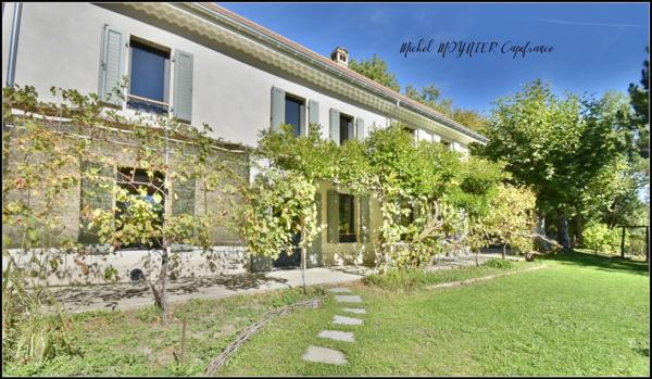 T5 en Duplex avec 3270 m² de jardin à Gap