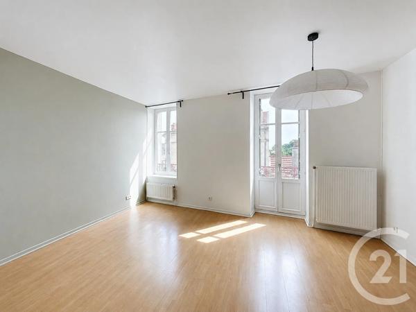 Appartement F3 à vendre  3 pièces - 55,39 m 2   NANCY  - 54