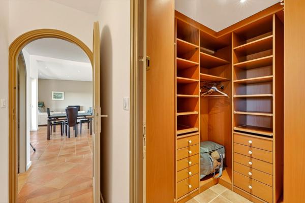 Vente Maison de luxe Saint-Cyr-sur-Mer 5 Pièces 118 m²
