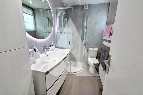 Maison 8 pièces 141 m2