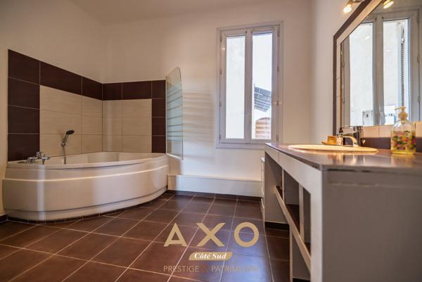 EXCLUSIVITE - MARSEILLE - LA BLANCARDE - APPARTEMENT - 91 M2 - T5 - VUE - BALCON - CAVE - 270 000
