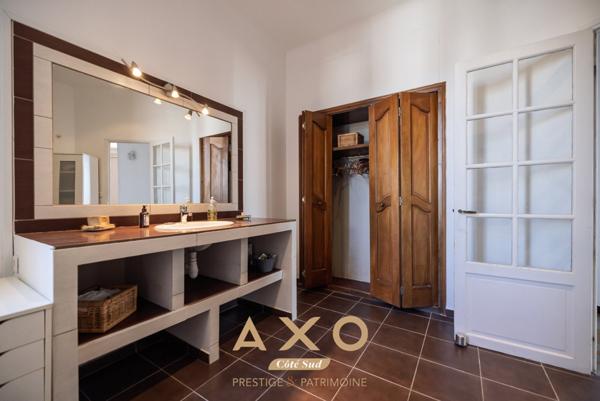 EXCLUSIVITE - MARSEILLE - LA BLANCARDE - APPARTEMENT - 91 M2 - T5 - VUE - BALCON - CAVE - 270 000