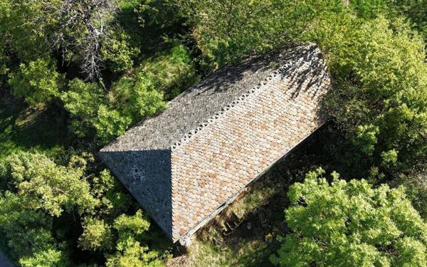 Maison à vendre    1 pièce •  Mende