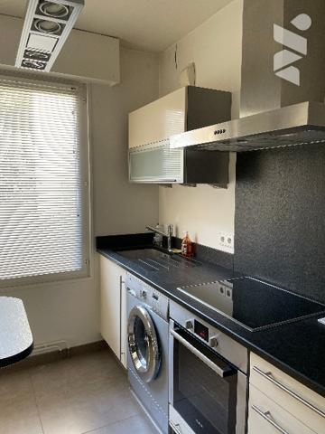 appartement F 2 Nancy centre avec jardin privatif ,parking et cave