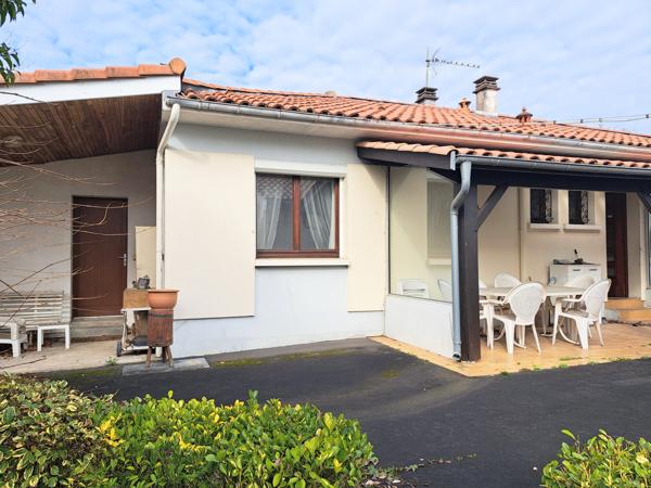 Léognan (33850) Maison avec dépendance et garage