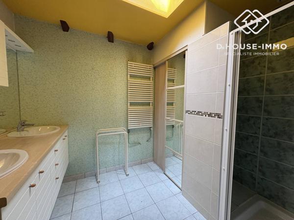 Maison à vendre 8 pièces de 226 m²