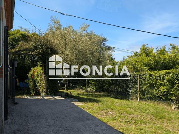 Location Maison 7 pièces 160 m² - Bon Encontre 47240