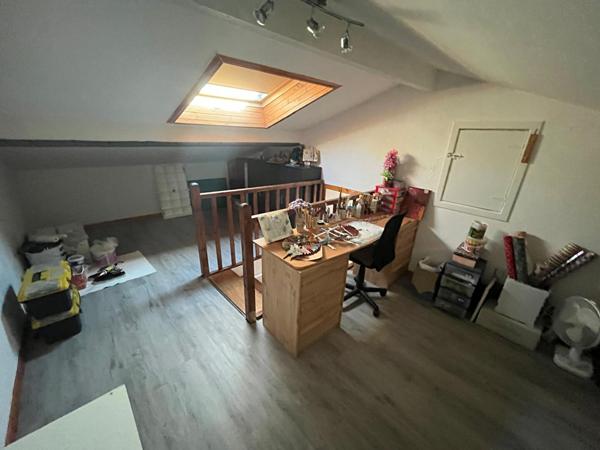 Jolie maison avec vue, 4 chambres 170 m2 à Prayssac