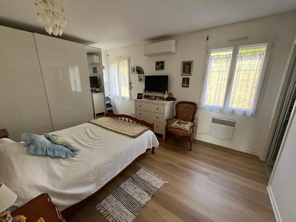 Jolie maison avec vue, 4 chambres 170 m2 à Prayssac