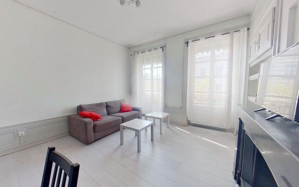 Appartement à louer    2 pièces • 45,50 m2 Lyon 6