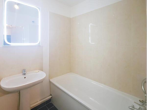 Un petit cocon refait à neuf à deux pas de la gare !