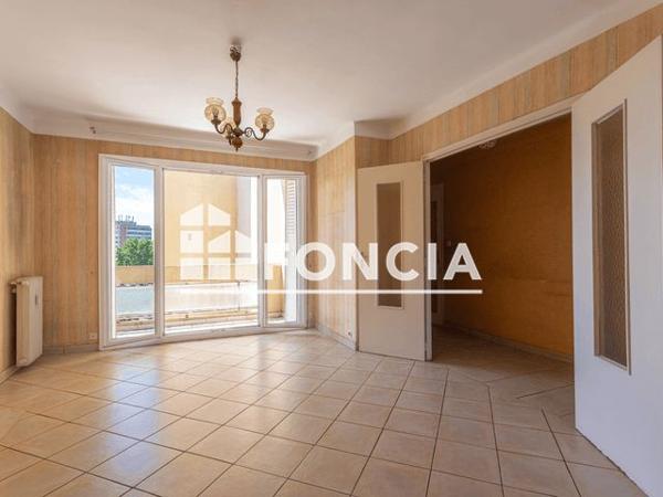 À vendre Appartement 4 pièces 65.08 m² - Toulon 83100