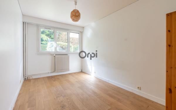 Appartement à vendre    3 pièces • 64,02 m2 Saint-Maur-des-Fossés