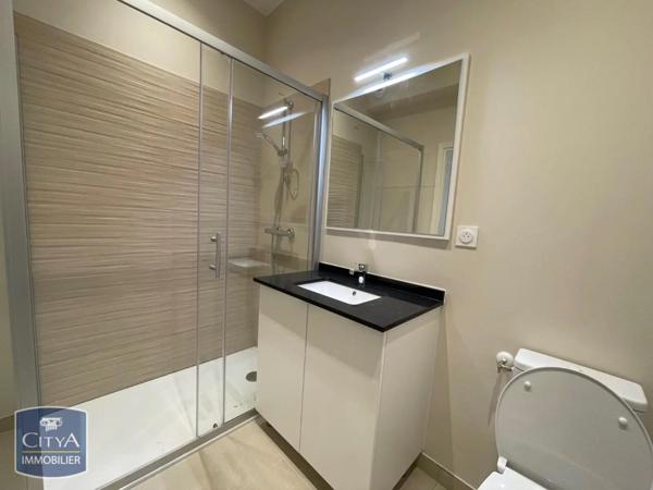 Appartement à louer 1 pièce 26.02m²