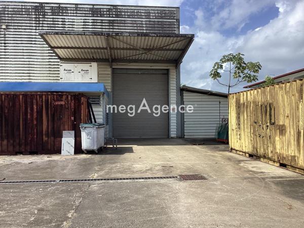 Local Commercial à MACOURIA, 97355 - 3 pièces 450m²
