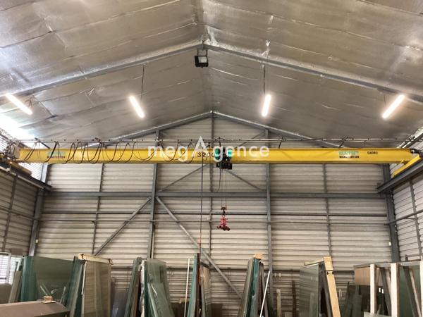 Local Commercial à MACOURIA, 97355 - 3 pièces 450m²