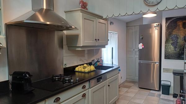 Secteur Sainte Alvère, Superbe demeure dans un environnement très calme