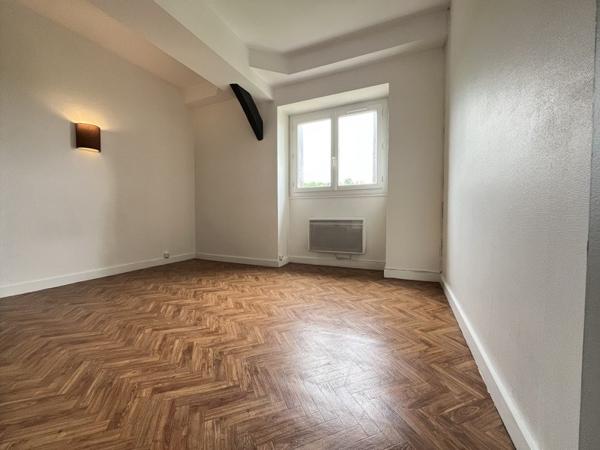 Appartement à louer 750 € CC Salies-de-Béarn 4 p 72 m² DPE C
