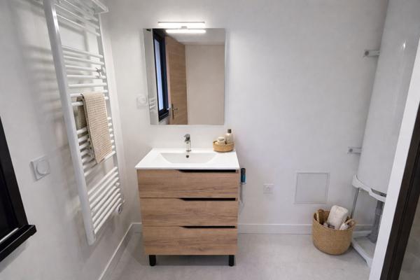 Appartement Saint Thibault Des Vignes 4 pièce(s) 72 m2