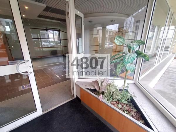 Bureau à vendre à Cluses (74300)