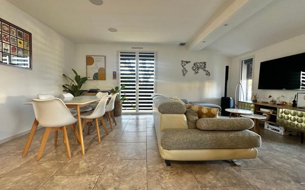 Maison à vendre    4 pièces • 103 m2 Beauvoisin