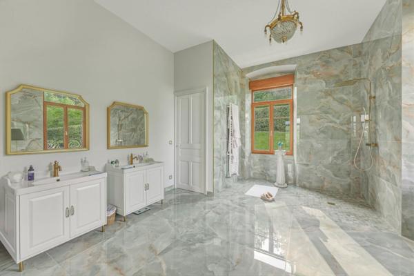Vente Maison de luxe Clairvaux-les-Lacs 15 Pièces 522 m²
