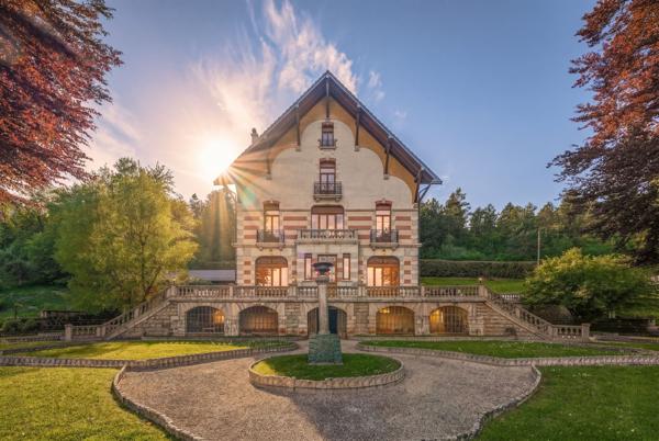 Vente Maison de luxe Clairvaux-les-Lacs 15 Pièces 522 m²