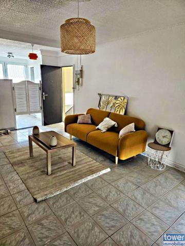 Appartement
                                                                                                                                                                                                                                                                                                                        5 pièce(s)                                                                                                                                                                                                          4 chambre(s)                                                                                                                                                                                                          90  m²