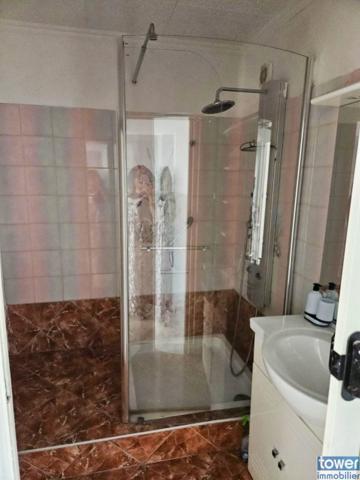 Appartement
                                                                                                                                                                                                                                                                                                                        5 pièce(s)                                                                                                                                                                                                          4 chambre(s)                                                                                                                                                                                                          90  m²