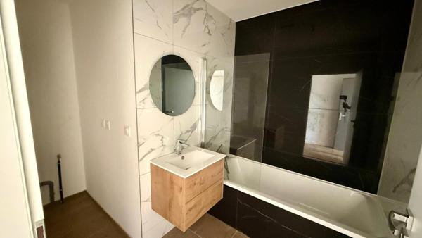 Appartement type F3 avec 2 places de parking