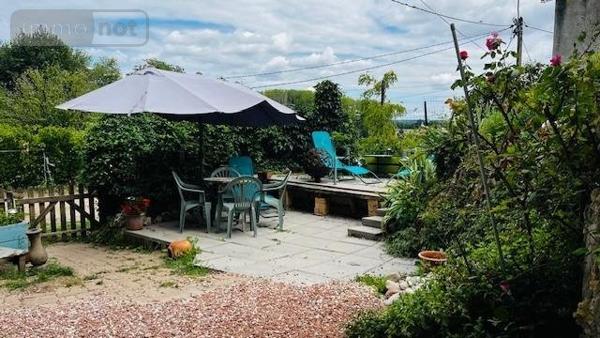 Maison à vendre à Luynes dans l'Indre-et-Loire (37230), ref : 999/3704   
LUYNES