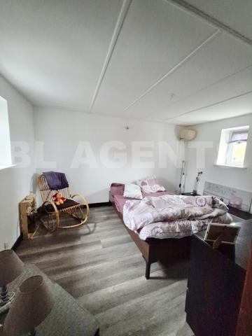 Immeuble de rapport en 2 lots + dépendances à Lorgies