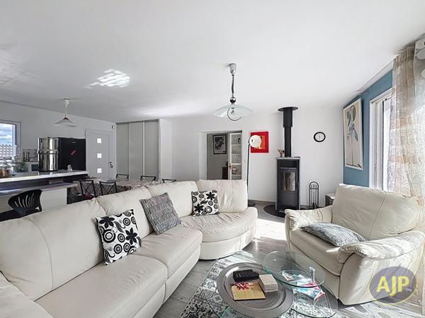 Maison à vendre Lucon - 6 pièces, 127m² avec 5 chambre(s) à 273 130€ - AJP Immobilier Luçon