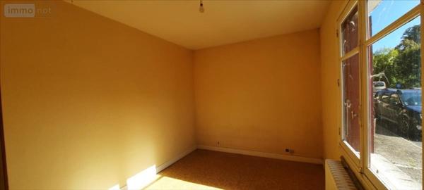 Maison de ville à vendre à Poulaines dans l'Indre (36210), ref : 021/1505