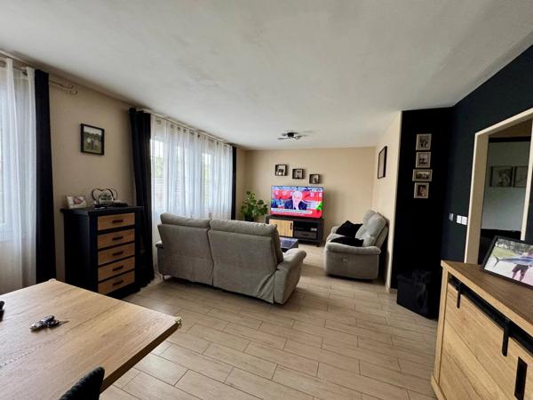 Vente                                                      Maison
                        
                     7 pièces                      109 m2                     à Neuilly-en-Thelle