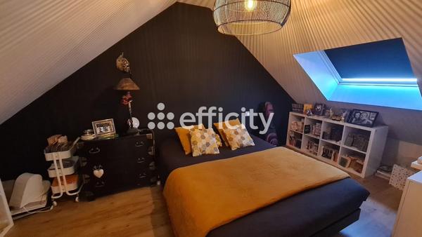 Maison
         5 pièces
        - 125 m² Exclusivité 395 000 € *