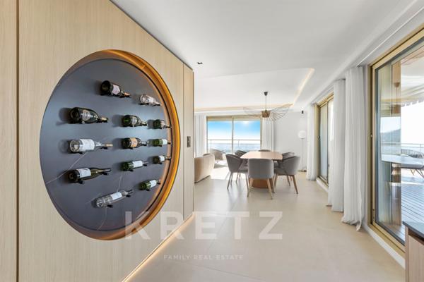 CANNES / LE CANNET - VILLA SUR LE TOIT DUPLEX (5 CHAMBRES)