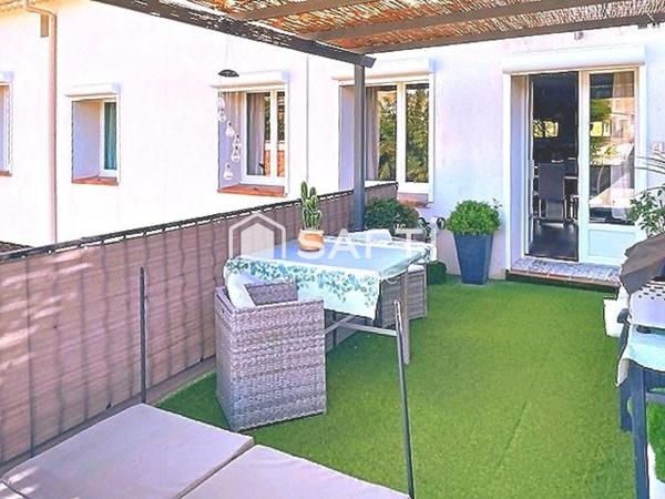 Duplex de charme absolu au coeur de Gareoult