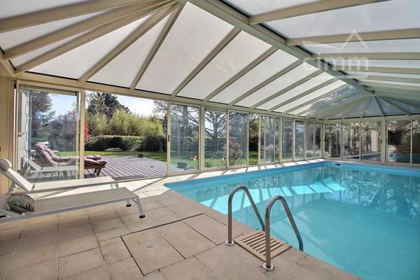 ELEGANCE ET CONFORT AUX PORTES DE TOURS !
