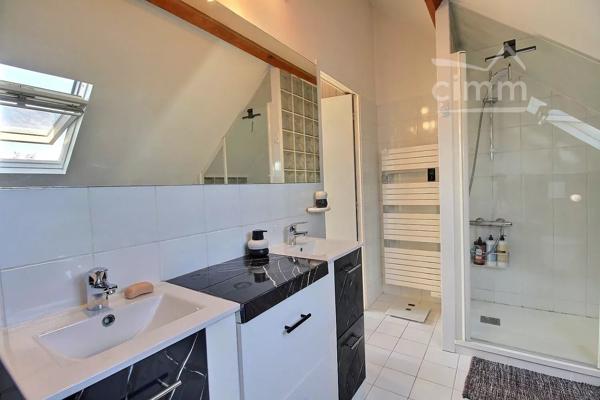 ELEGANCE ET CONFORT AUX PORTES DE TOURS !