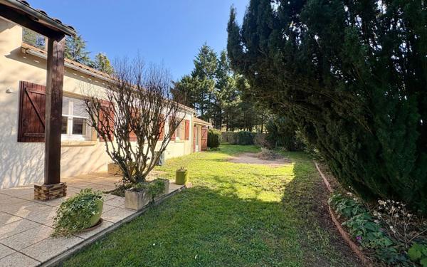 Maison à vendre    6 pièces •  Fressines