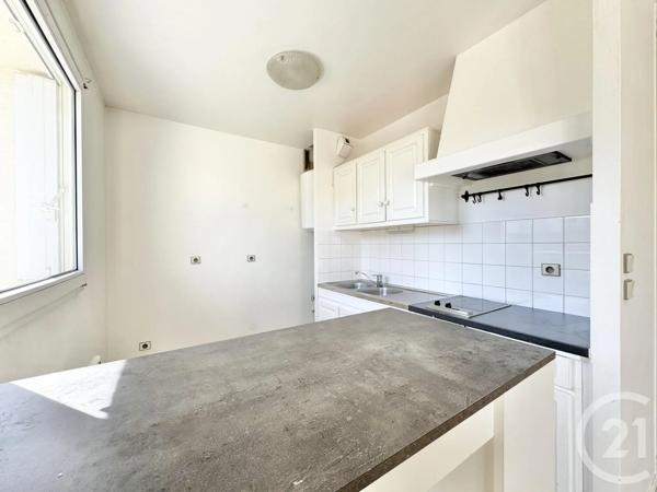 Appartement F1 à vendre  1 pièce - 30 m 2   PARAY VIEILLE POSTE  - 91