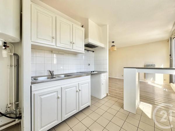 Appartement F1 à vendre  1 pièce - 30 m 2   PARAY VIEILLE POSTE  - 91