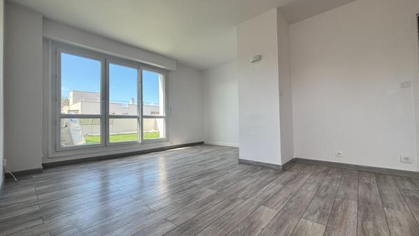 Appartement Evry Courcouronnes 4 pièce(s) 80.62 m2