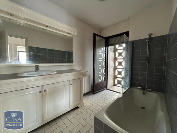 Appartement à louer 3 pièces 62.48m² Grenoble (38100)