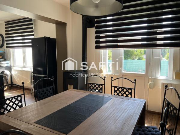 Appartement T4 de standing avec balcon et parking