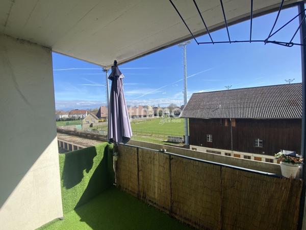 Bel appartement F4 rénové avec garage à Bourtzwiller