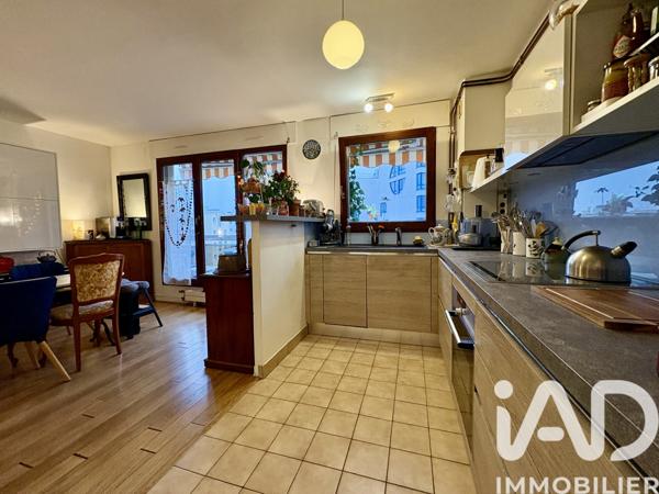 Appartement à vendre 3 pièces 69 m² Courbevoie