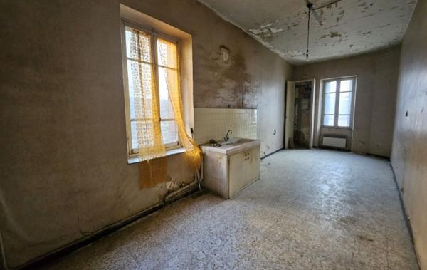 Vente Immeuble Composé de 3 lots à rénover Bagnols-sur-ceze   