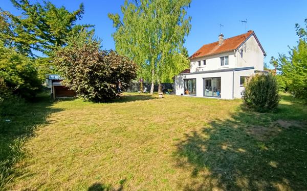 Maison à vendre    5 pièces • 130 m2 Saveuse